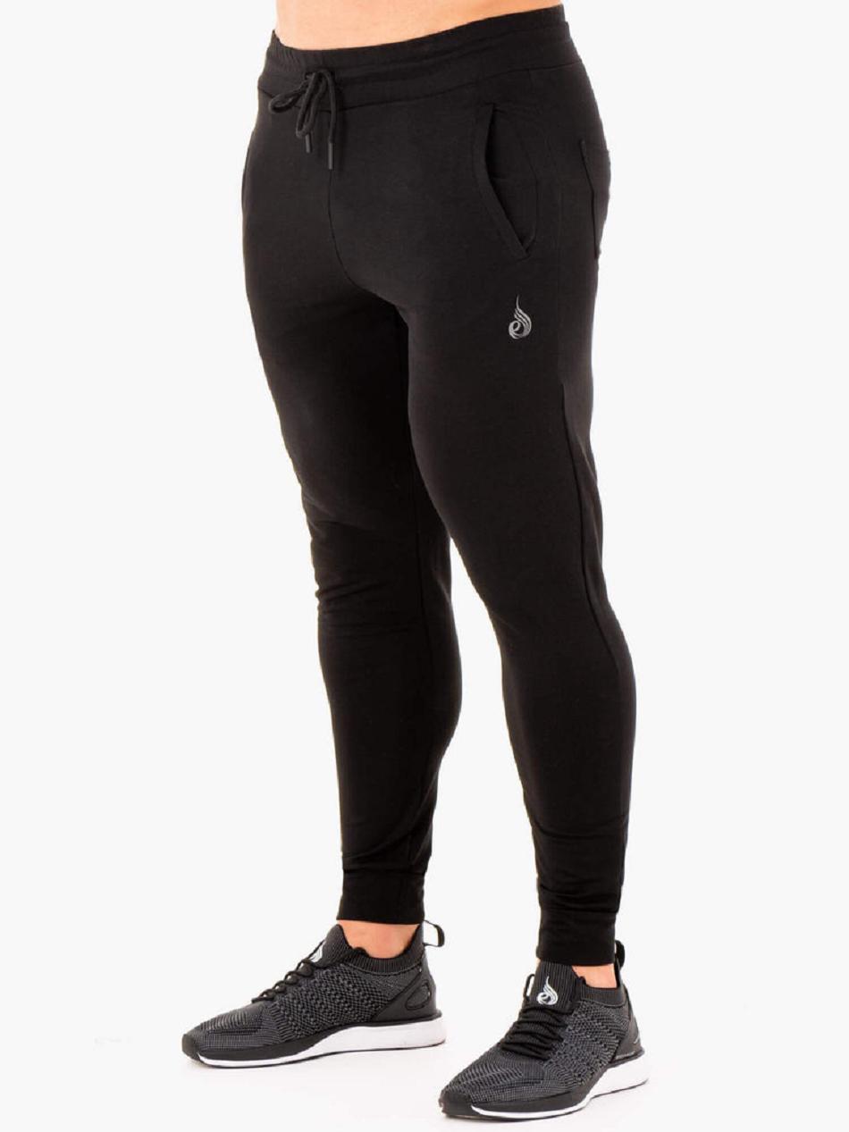 Black Men\'s Ryderwear Base Track Pants | 143T36388