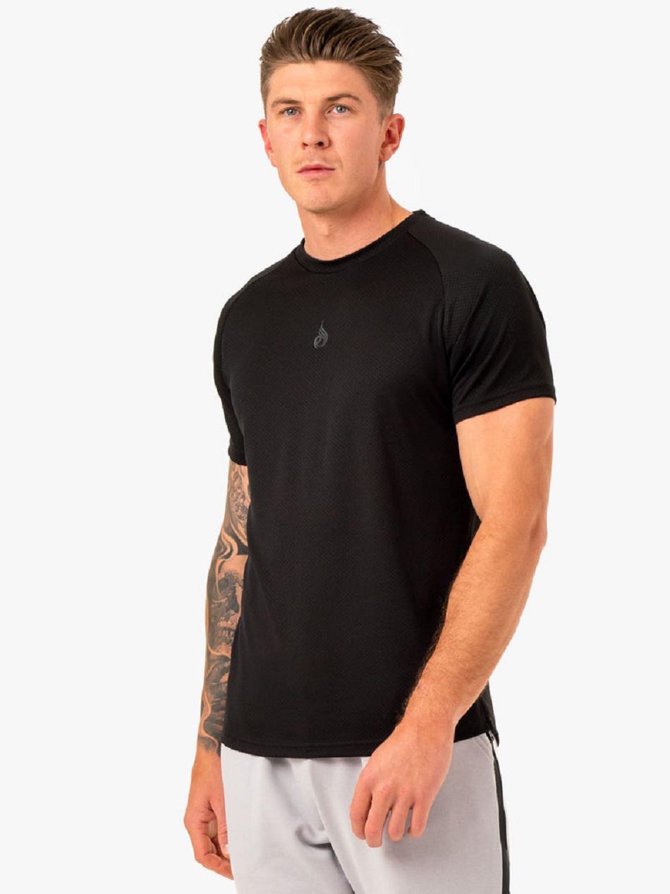 Black Men's Ryderwear Enhance T-Shirt Top | 159G37006