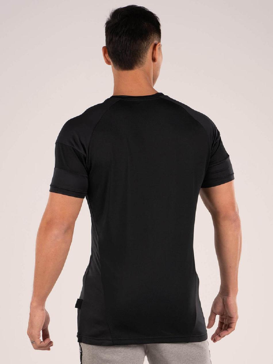 Black Men's Ryderwear Shield T-Shirt Top | 85NG99995