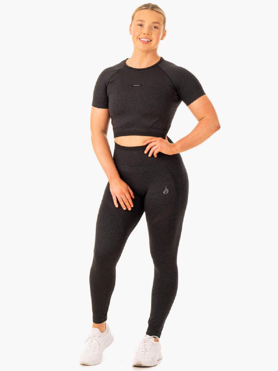 Black Women's Ryderwear Excel Seamless T-Shirt Top | 63RW91642