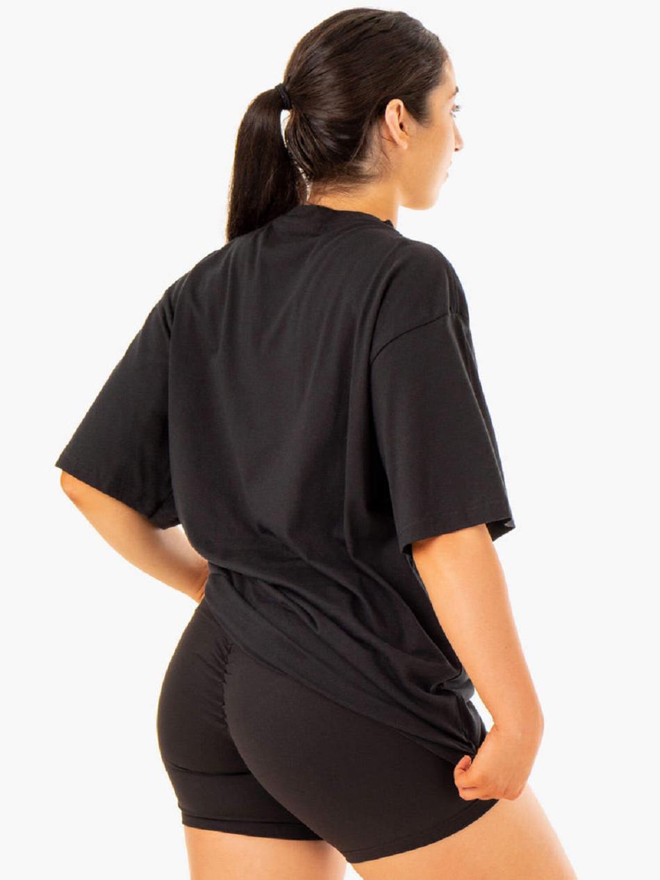 Black Women's Ryderwear Oversized T-shirt | 70EW77694