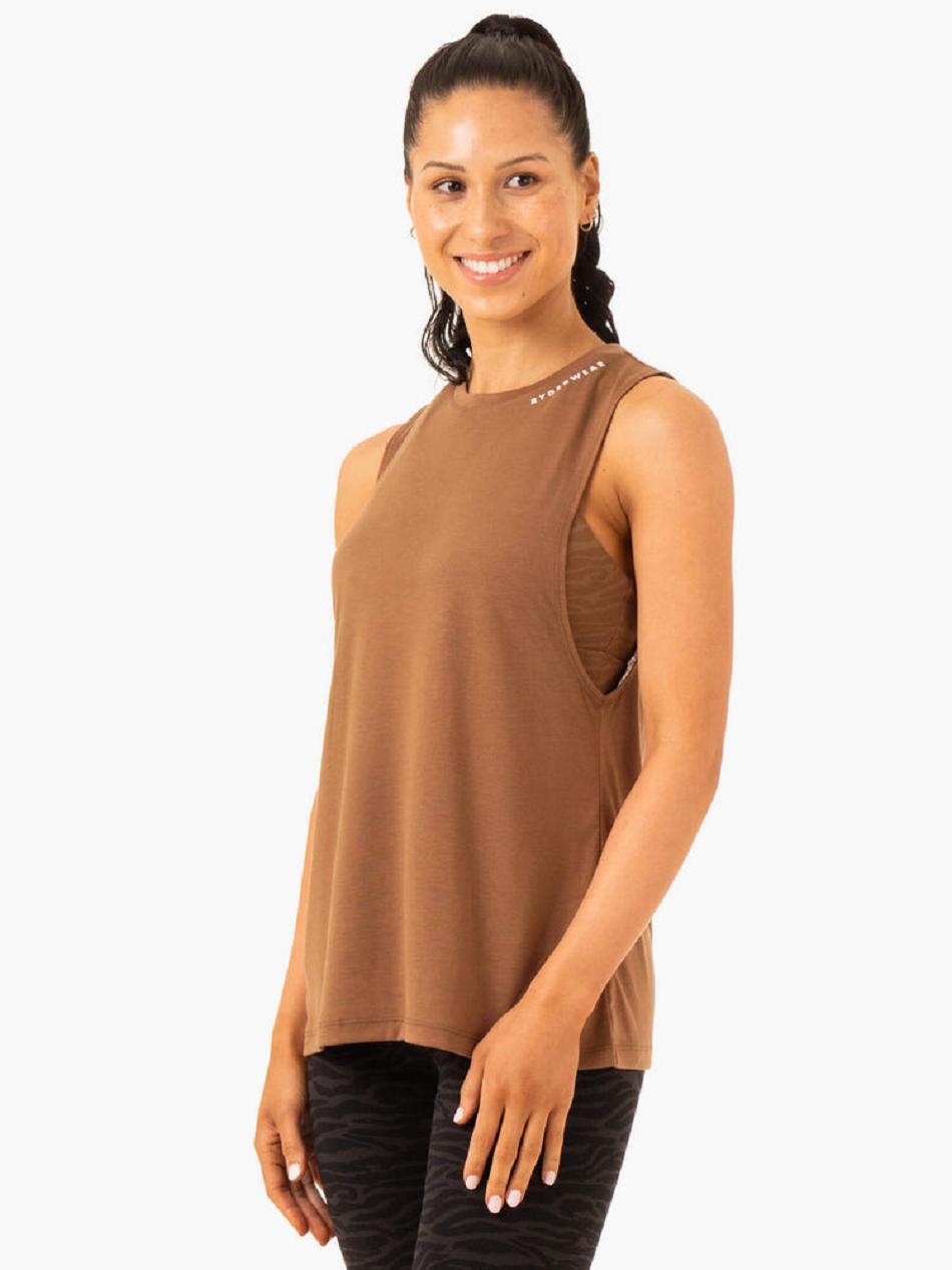 Chocolate Women's Ryderwear Emerge Training Tank Top | 104S45830