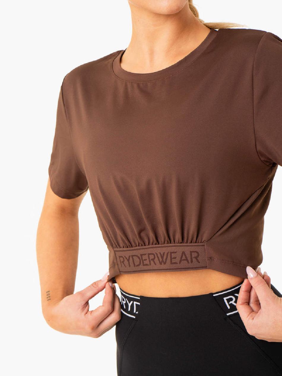 Chocolate Women's Ryderwear Level Up Cropped T-shirt | 71NG66148