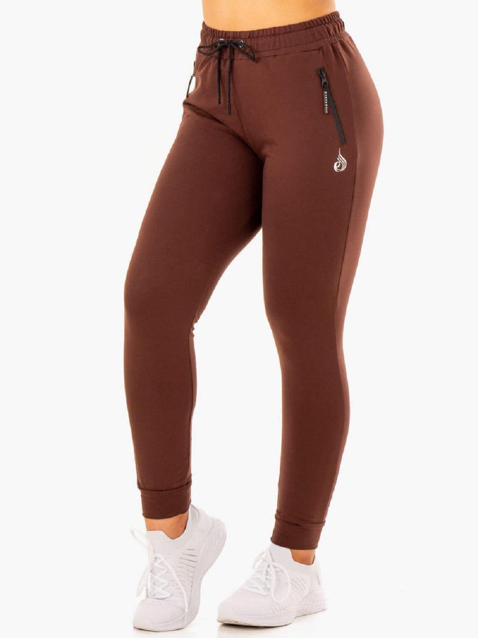 Chocolate Women\'s Ryderwear Luxe Track Pants | OKT42382