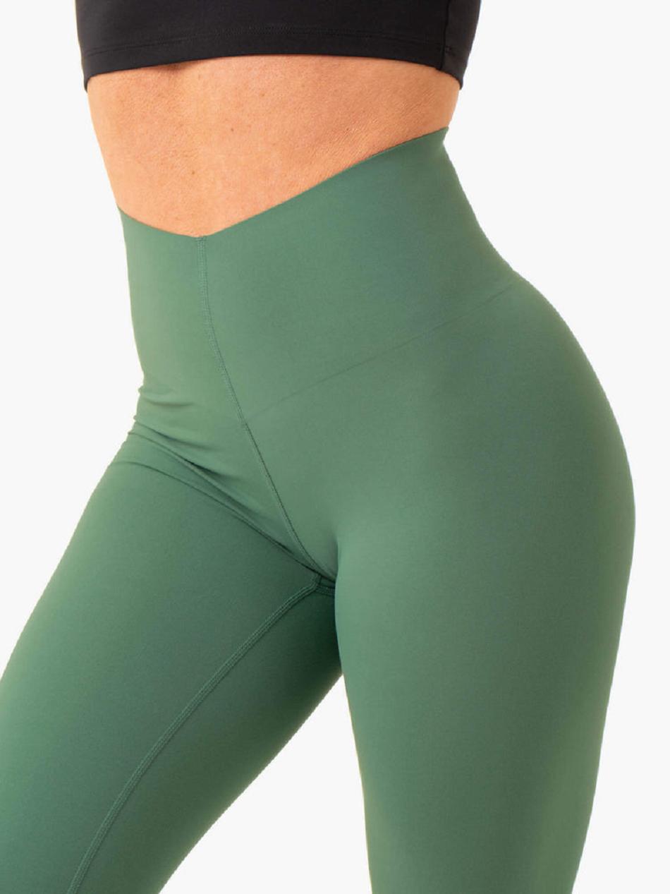 Green Women's Ryderwear Extend Compression Leggings | MT3814617