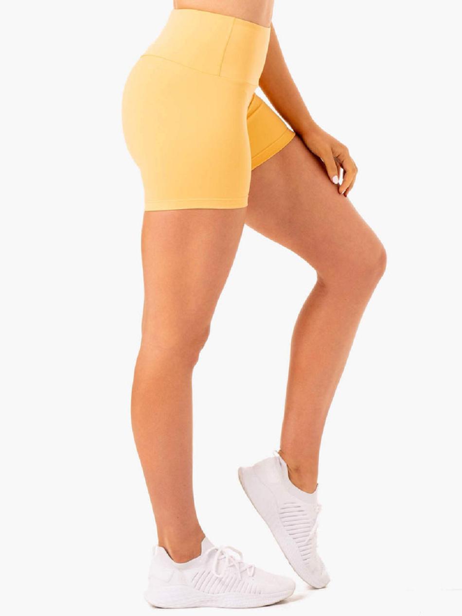 Mango Women's Ryderwear Staples Mid Length Shorts Scrunch Bum | 45JS69672