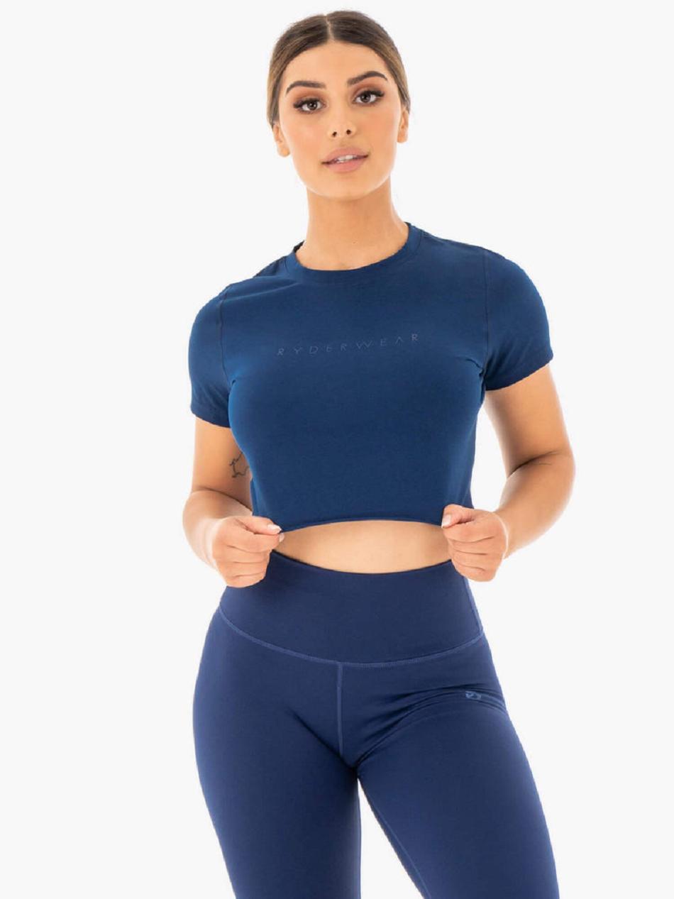 Navy Women\'s Ryderwear Motion Cropped T-shirt | 69FV11135