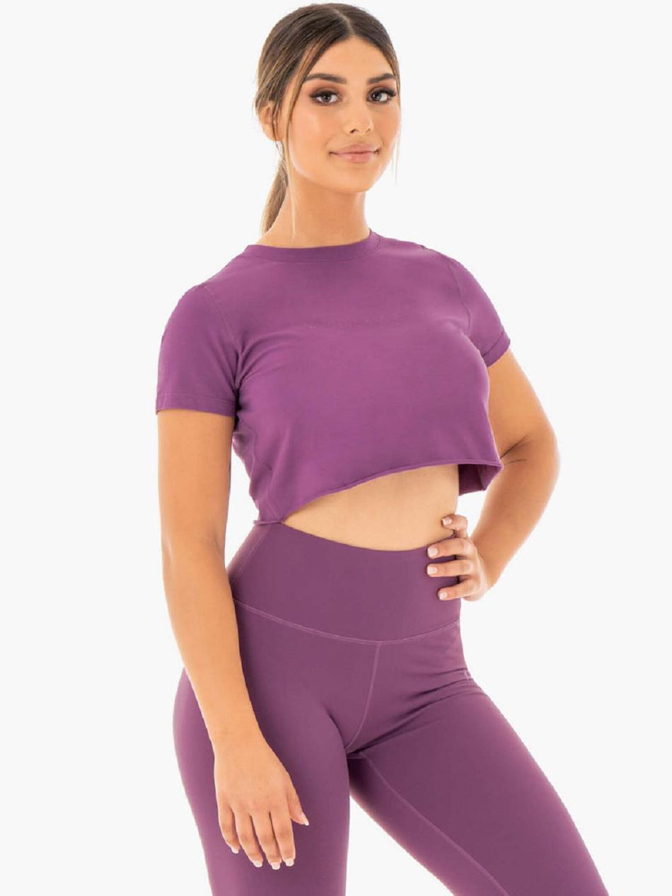 Purple Women's Ryderwear Motion Cropped T-Shirt Top | 59NG61337