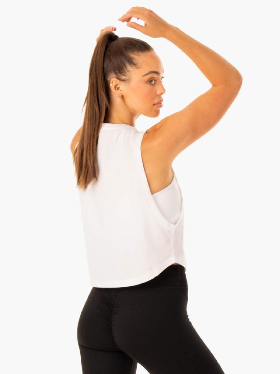 White Women's Ryderwear Flow Scoop Tank Top | 135G31356