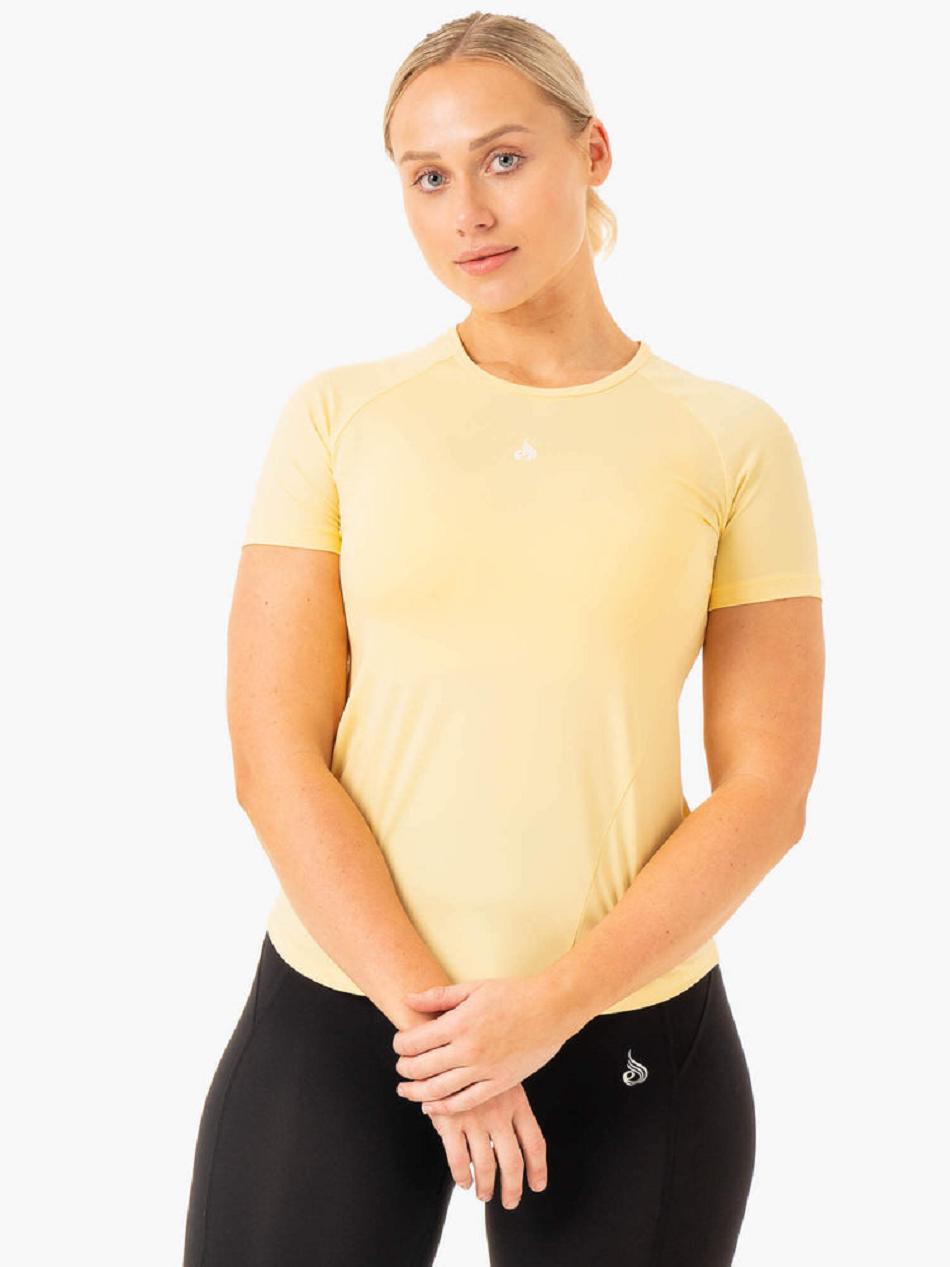 Yellow Women\'s Ryderwear Level Up Training T-Shirt Top | 68YF56202